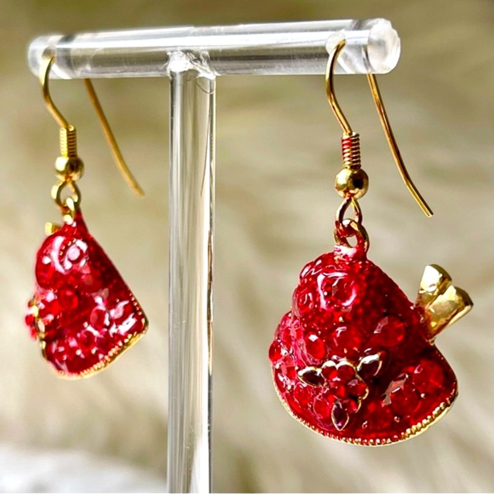 RED HAT SOCIETY | VTG | Enamel Rhinestones Drop Dangle Gold Tone Earrings